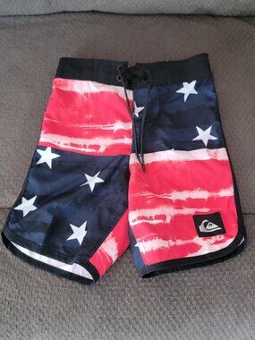 NWT Quiksilver Everyday Freedom Quad Boys BoardShorts Bathingsuit - Size 3